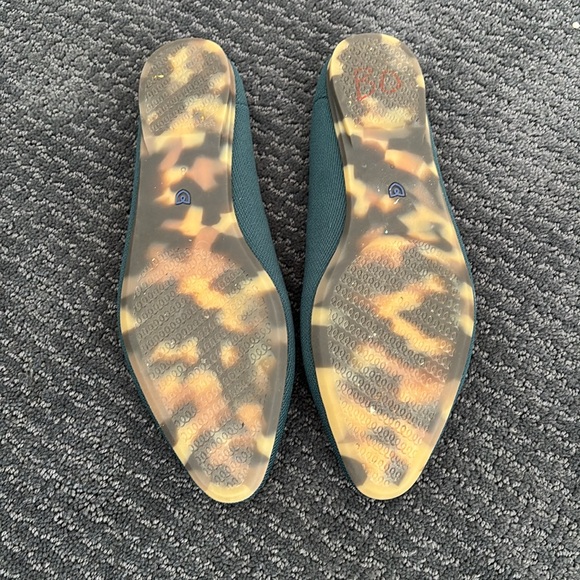 Rothy's almond flats - Picture 2 of 2